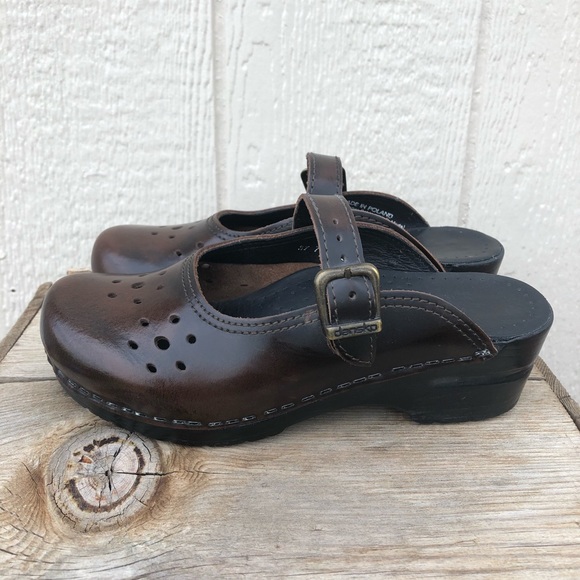 Dansko Shoes - Dansko Womens Shoe 6.5 Mary Jane Brown